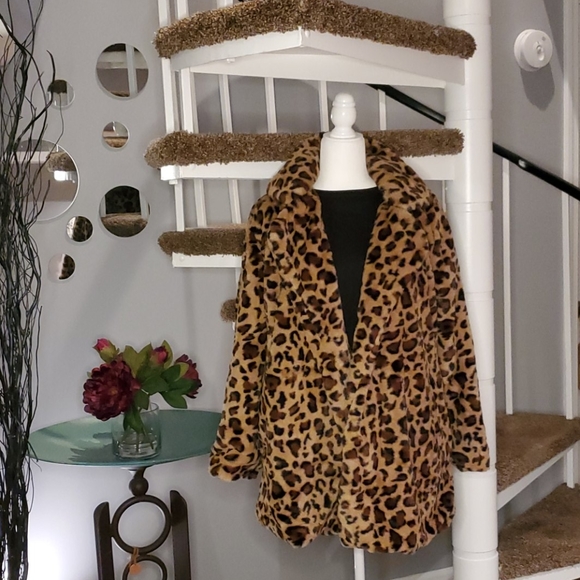 🤎🥂HP x 2🥂🤎 Cheetah Jacket - Picture 2 of 7